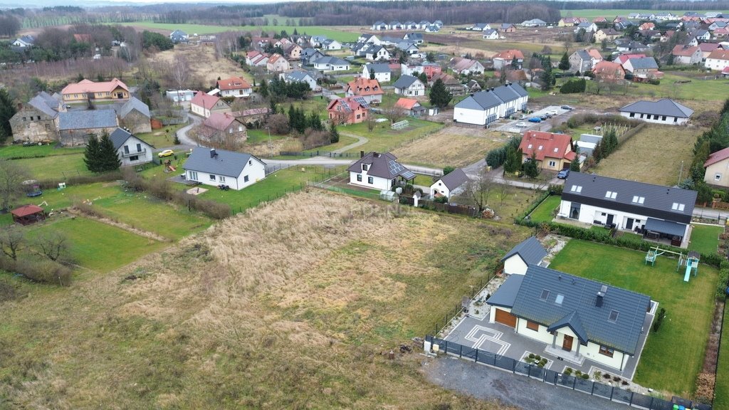 Działka budowlana na sprzedaż Łaziska  900m2 Foto 2