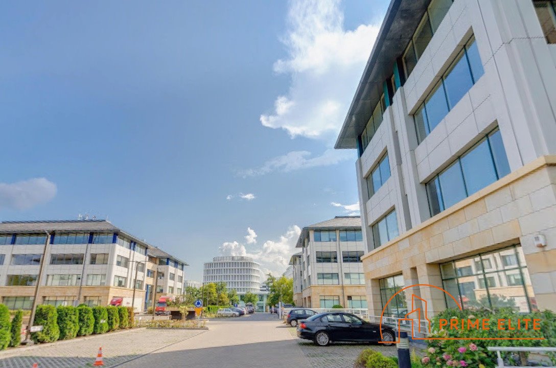 Nowoczesne biuro 182 m2 z panoramicznym widokiem, blisko lotniska Warszawa, Włochy Okęcie, 1 Sierpnia  182m2 Foto 1