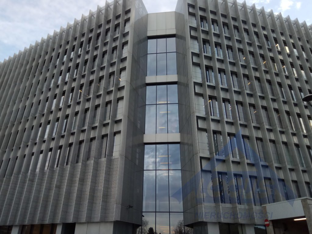 Polecam nowoczesny ekologiczny biurowiec klasy A 296 m² w Włochach Warszawa, Włochy  296m2 Foto 1