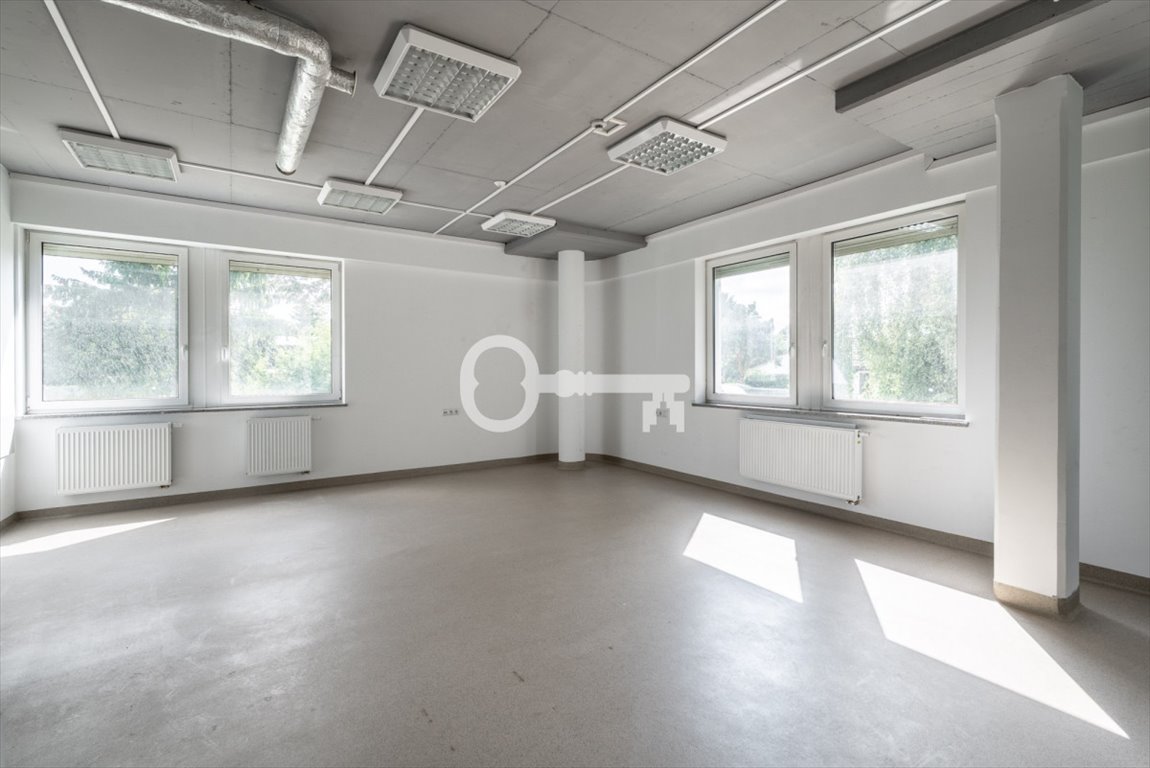 Nowoczesny lokal biurowy 586 m² przy Trasie Siekierkowskiej zapraszam Warszawa, Wawer Las  586m2 Foto 1