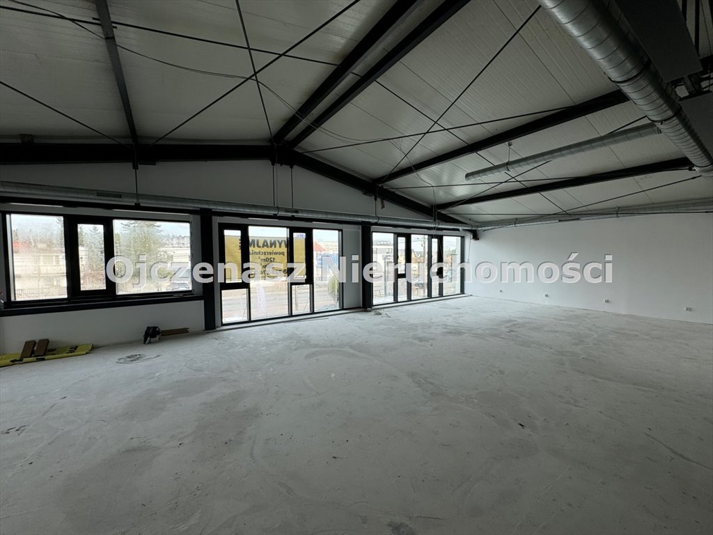 Lokal usługowy 120 m2 z witryną i parkingiem polecam Białe Błota  120m2 Foto 1