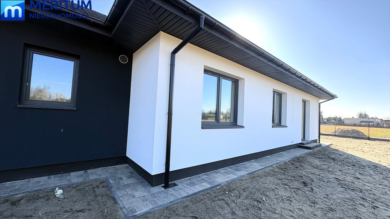 Nowoczesny dom parterowy 111 m2 z garażem i dużą działką Budy-Grzybek  111m2 Foto 1