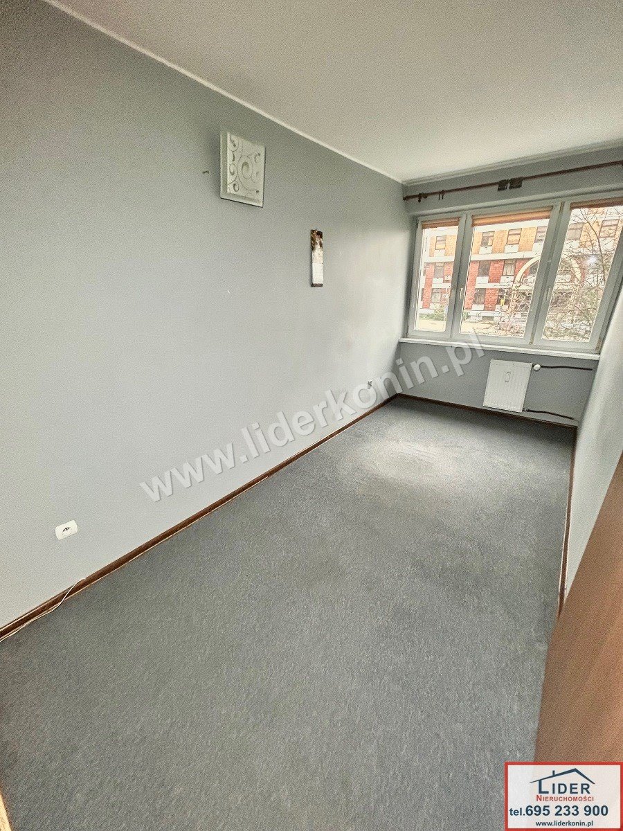 Mieszkanie dwupokojowe na sprzedaż Konin  38m2 Foto 1