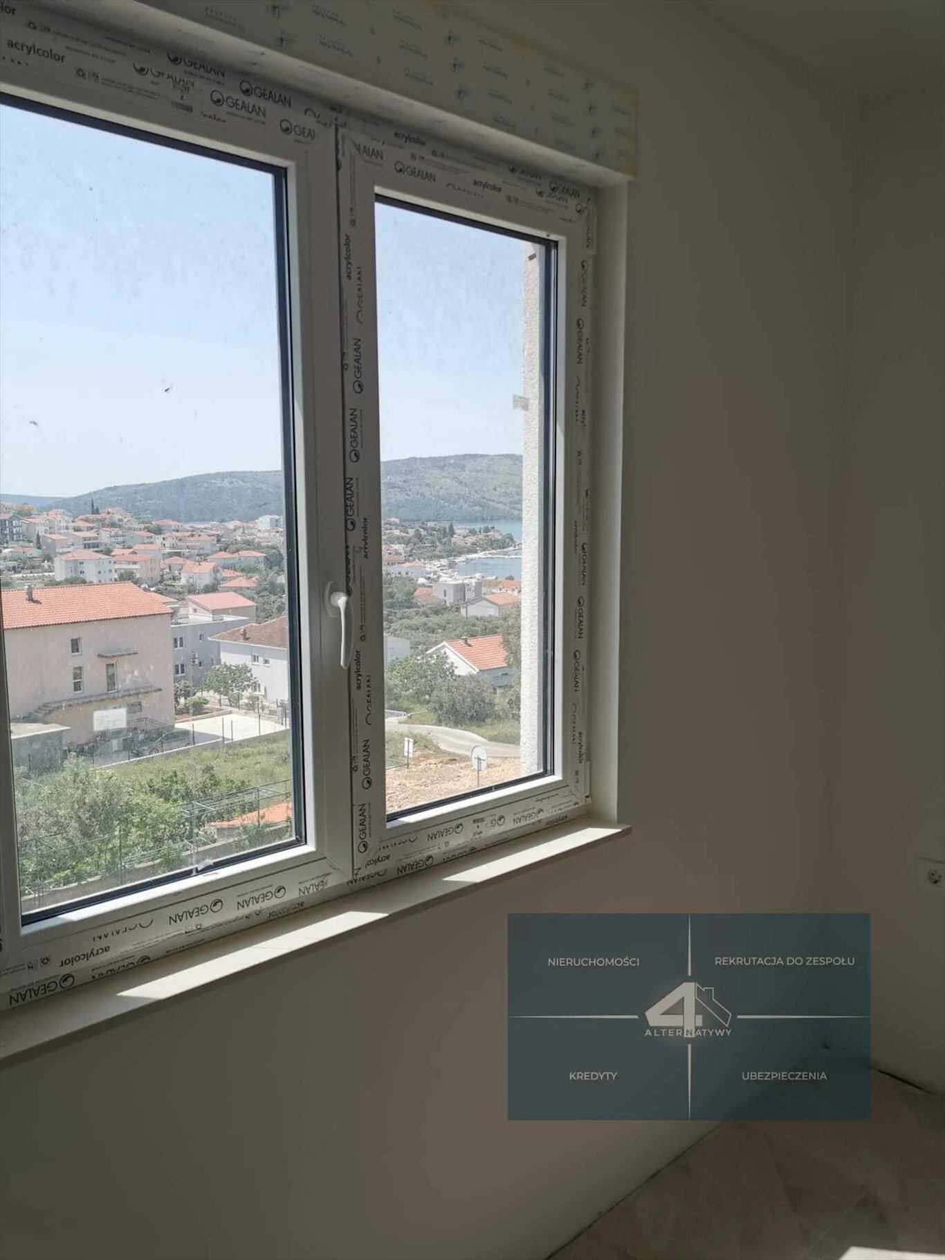 Kawalerka na sprzedaż Chorwacja, Seget Donji  40m2 Foto 5