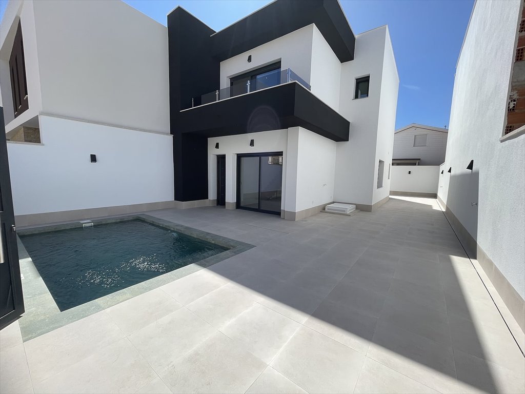Przestronna Wille z basenem i ogrodem w Almoradí Hiszpania, Almoradí Centro, Almoradí Centro, Almoradí, Alicante  134m2 Foto 1