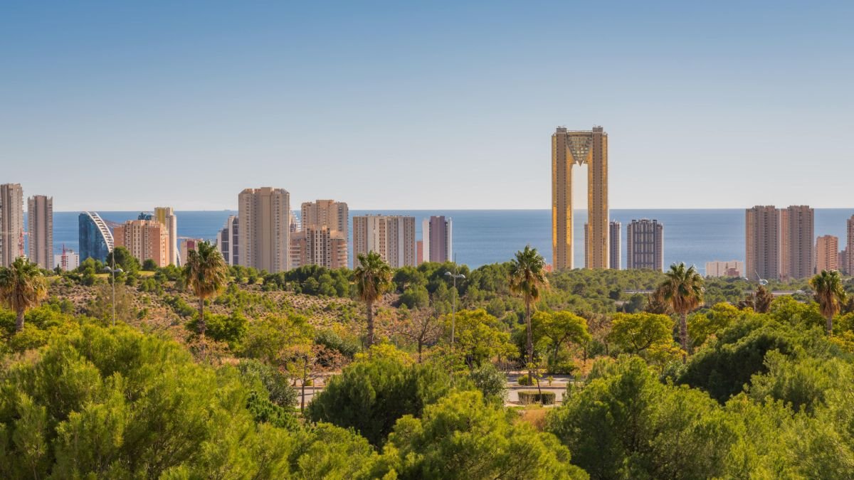 Mieszkanie czteropokojowe  na sprzedaż Hiszpania, Benidorm, Av. de Mejico  108m2 Foto 2