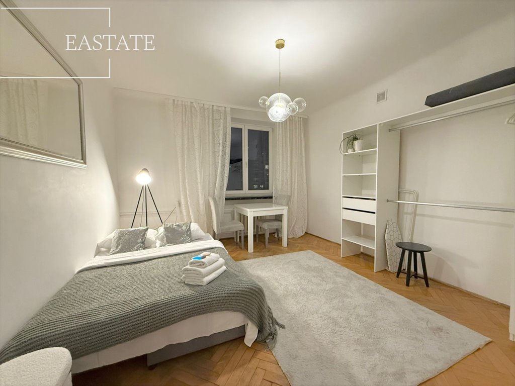 Ciche 27 m² w centrum Warszawy, pełne wyposażenie Warszawa, Śródmieście, gen. Władysława Andersa  27m2 Foto 1