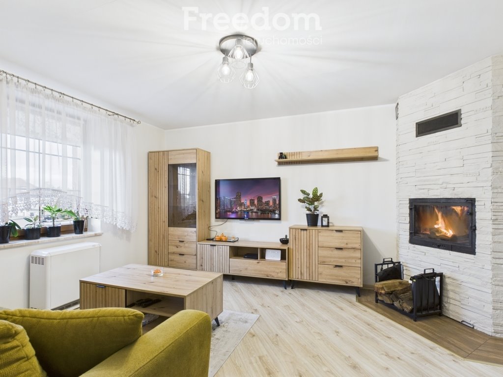 Mieszkanie dwupokojowe na sprzedaż Łambinowice, Kolejowa  49m2 Foto 1