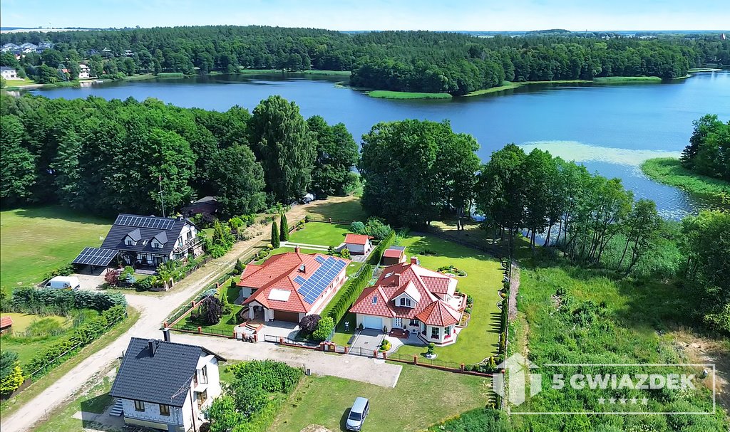 Dom z dostępem do jeziora Trzesiecko w Szczecinku Szczecinek, Brzegowa  266m2 Foto 1