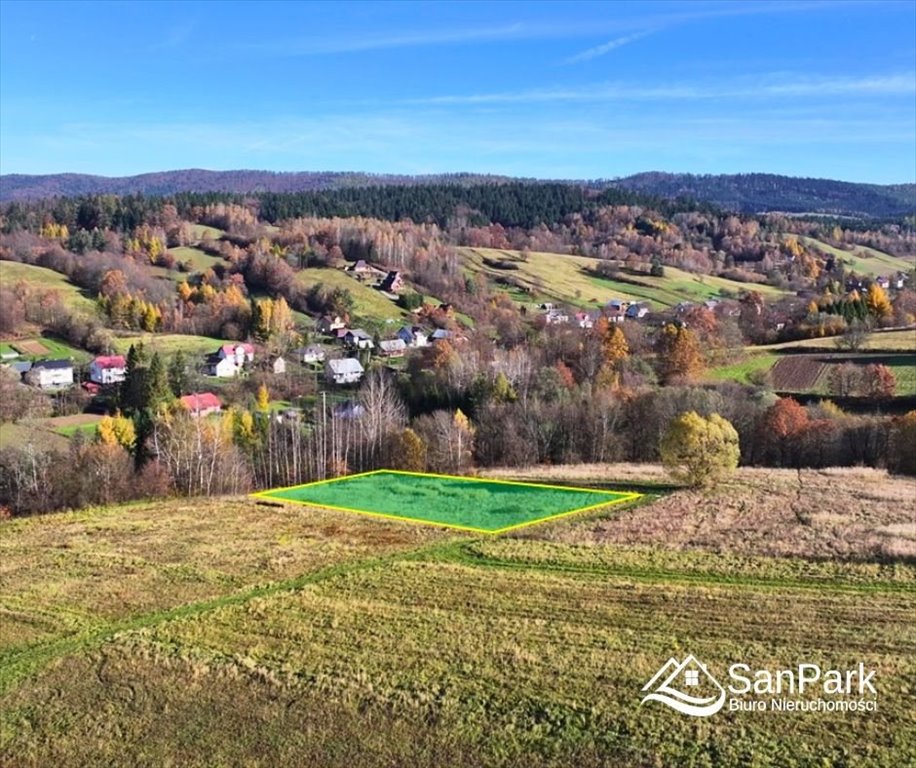 Urokliwa działka rolna 50 arów z mediami, Natura 2000 Lesko, Bezmiechowa Dolna  5 000m2 Foto 1