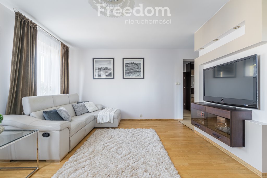 Mieszkanie dwupokojowe na sprzedaż Wyszków, Bankowa  59m2 Foto 1