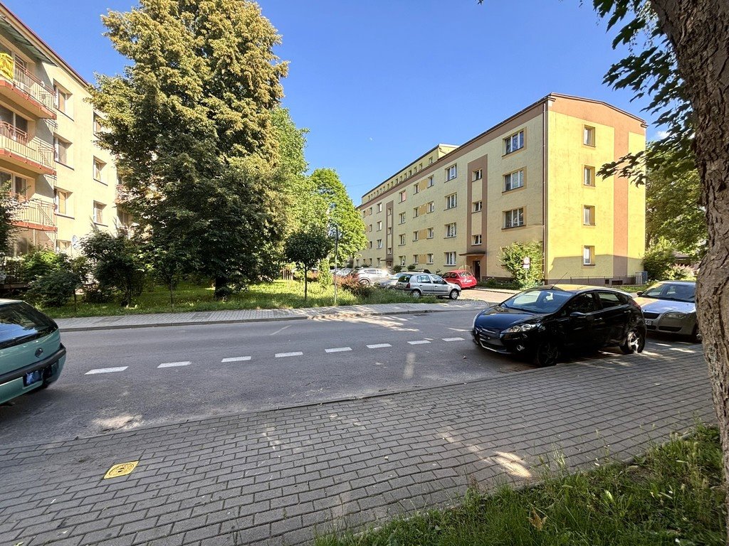 Mieszkanie trzypokojowe na sprzedaż Rzeszów, Teofila Aleksandra Lenartowicza  61m2 Foto 1