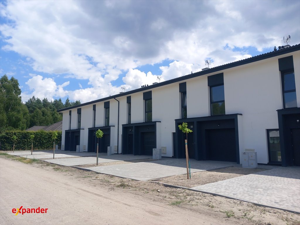 Piętrowy dom w stanie deweloperskim z ogrodem i garażem Czarne Błoto, Łubinowa  132m2 Foto 1