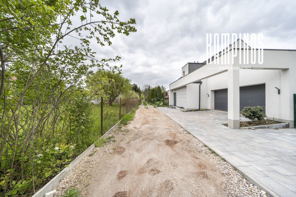 Działka 1000m² z projektem domu 5 sypialni i garażem Klaudyn  1 000m2 Foto 1