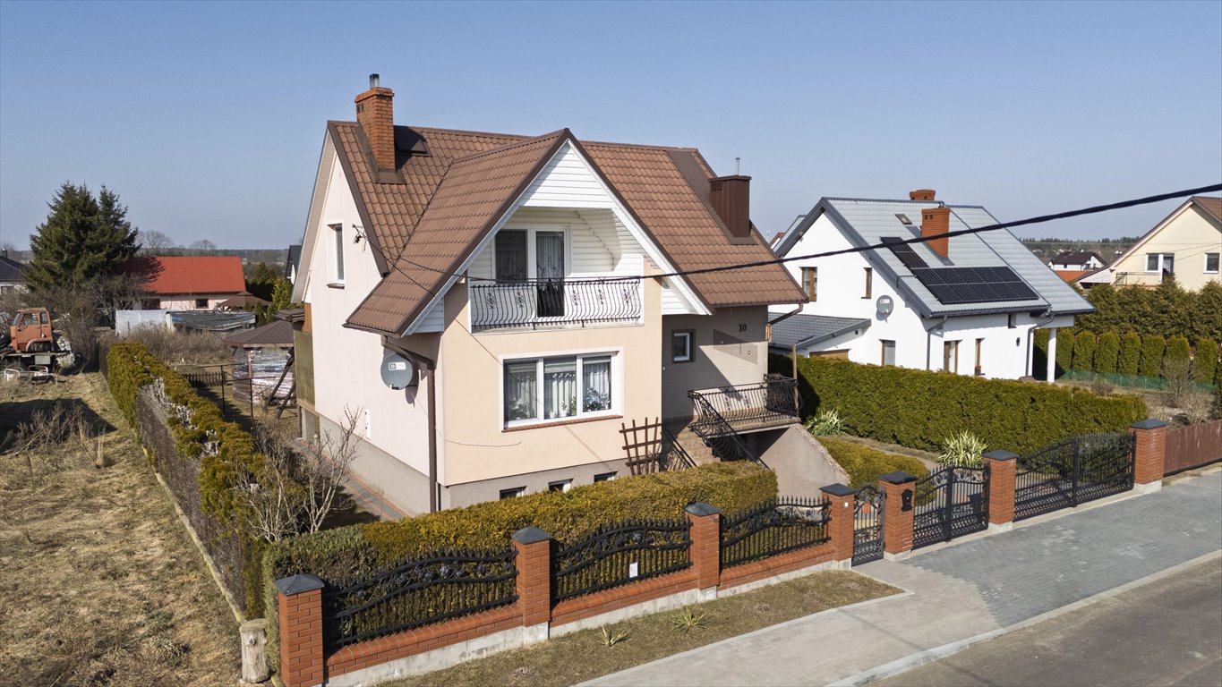 Solidny dom 120 m2 z piwnicą i tarasem w Rozogach Rozogi, Słoneczna  105m2 Foto 1