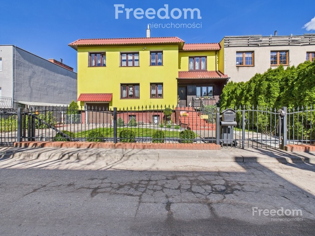 Dom na sprzedaż Piła, Lutycka  243m2 Foto 1