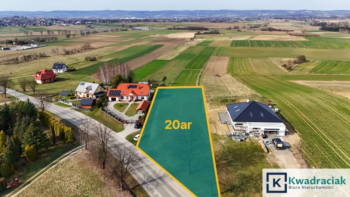 Widokowa działka 20,16 ar z warunkami zabudowy i asfaltowym dojazdem Umieszcz  2 016m2 Foto 1