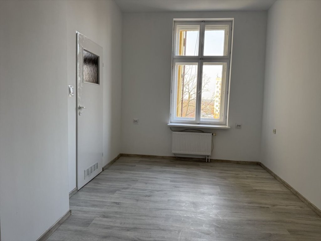 Lokal użytkowy 19 m2 w centrum Olsztyna, gotowy do wynajęcia Olsztyn, Śródmieście, Partyzantów  19m2 Foto 1