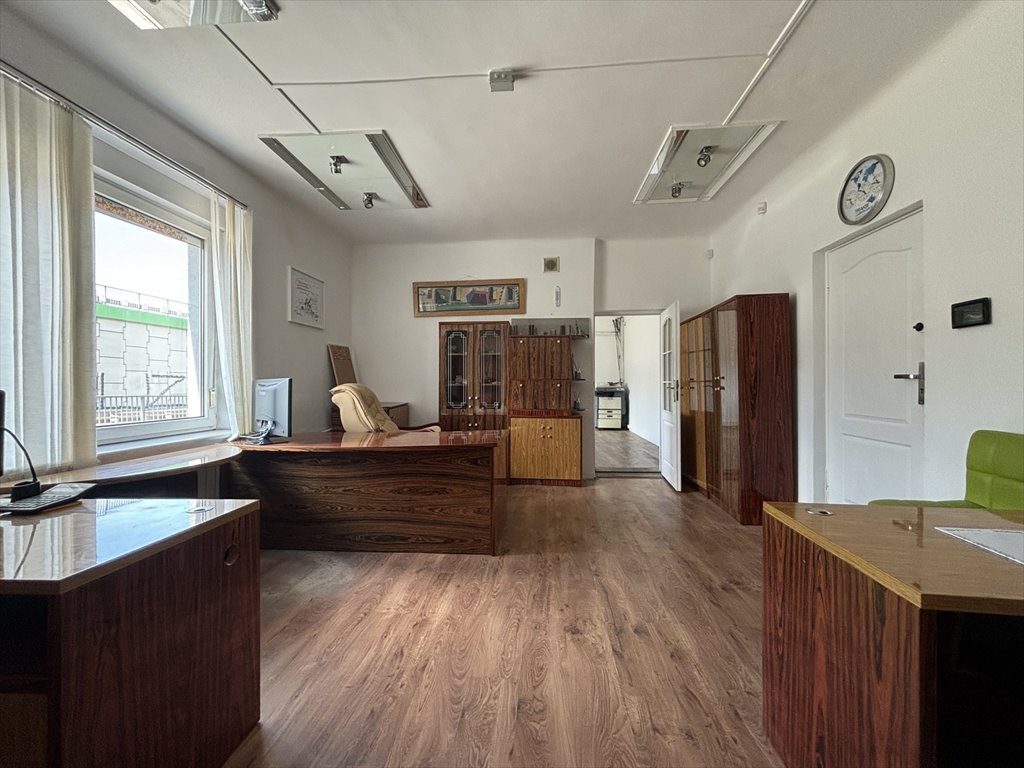 Wynajmę przestronny warsztat 140 m² z placem i biurem Warszawa, Praga-Południe  50m2 Foto 1