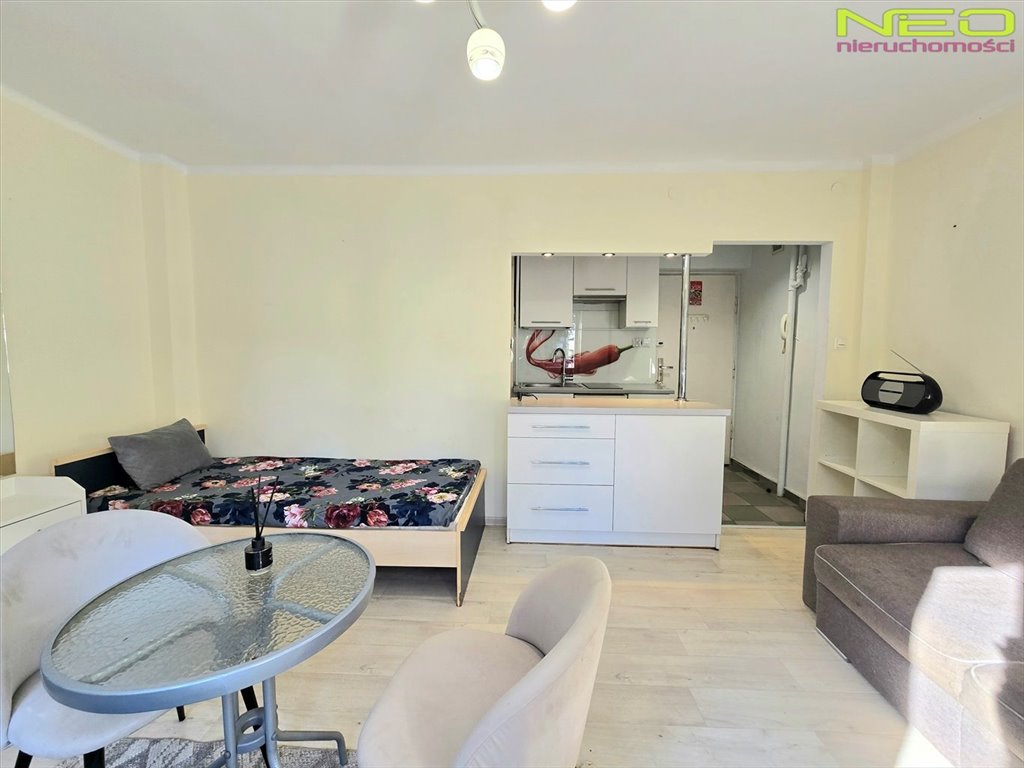 Kawalerka na sprzedaż Częstochowa, Centrum  24m2 Foto 1