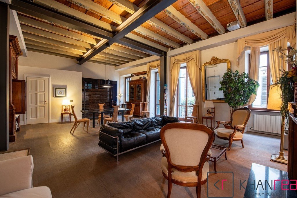 Ekskluzywny apartament w centrum Werony z balkonem i piwnicą Włochy, Werona  128m2 Foto 1