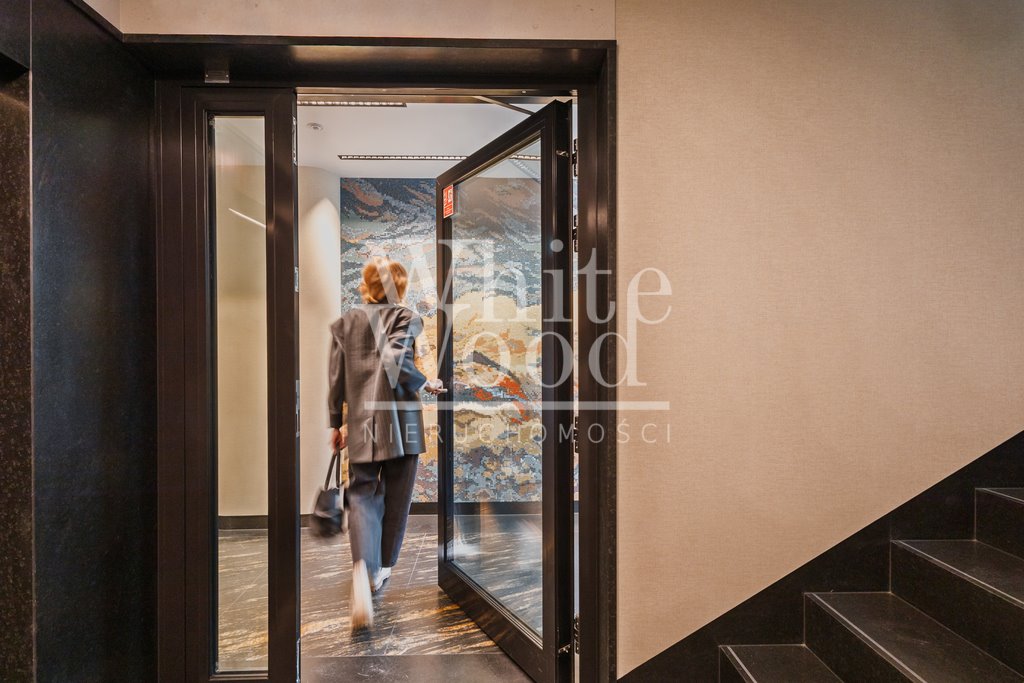 Na sprzedaż przestronne 122 m² w Gdyni z balkonem i panoramicznym widokiem Gdynia, Śródmieście, Legionów  122m2 Foto 1