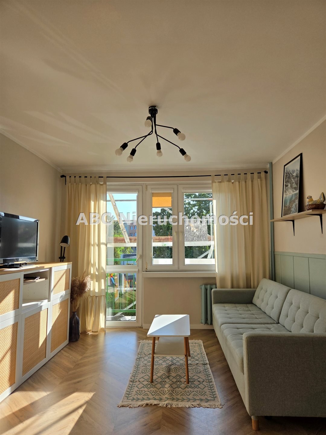 Zapraszam do wynajęcia jasnego 2-pokojowego mieszkania 37,54 m² w Pile Piła, Zamość  38m2 Foto 1