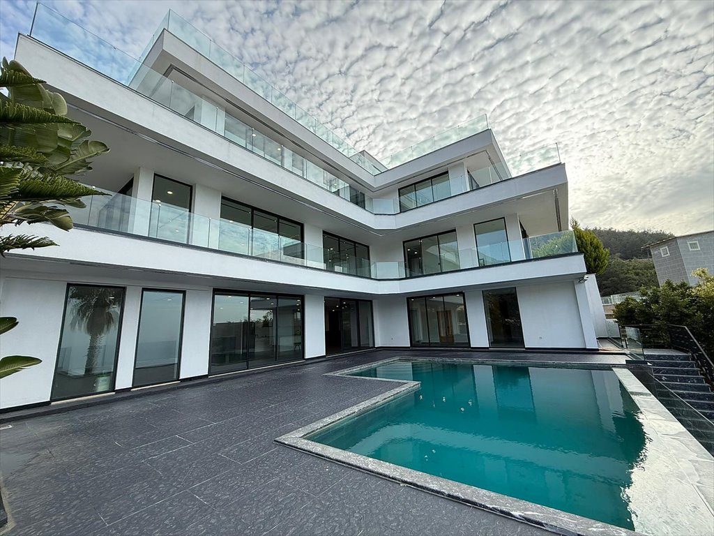 Ekskluzywna willa z panoramicznym widokiem na miasto i morze Turcja, Alanya, Bektaş, Alanya, Antalya  650m2 Foto 1