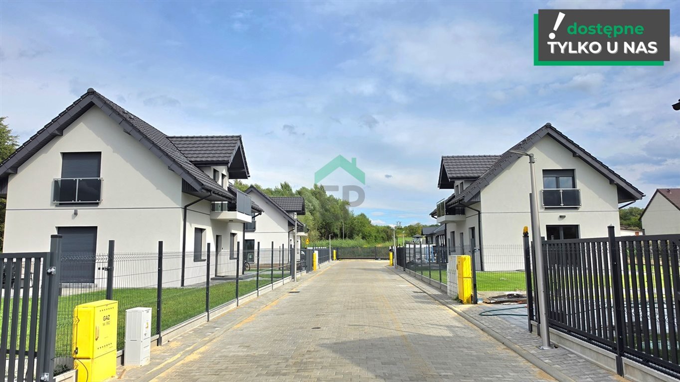Nowoczesny dom 112 m² z możliwością wykończenia polecam: Częstochowa Błeszno