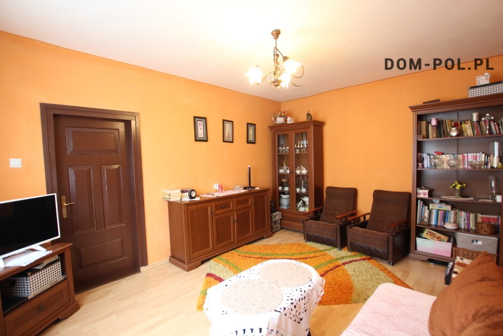 Dom 70 m2 z własnym ujęciem i dużą działką Opole Lubelskie  70m2 Foto 1