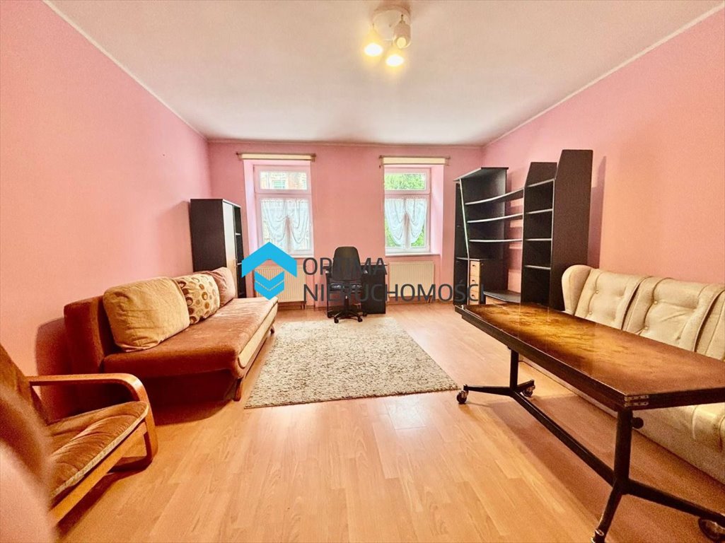 Przestronne 3-pokojowe mieszkanie w centrum Jeleniej Góry - zapraszam Jelenia Góra, Śródmieście  67m2 Foto 1