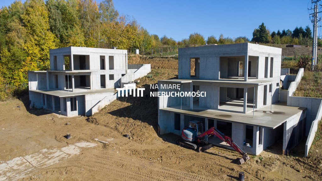 Dom 312 m² z tarasem i działką 12 700 m² - stan surowy Rzeszów, ks. bpa Antoniego Betańskiego  313m2 Foto 1