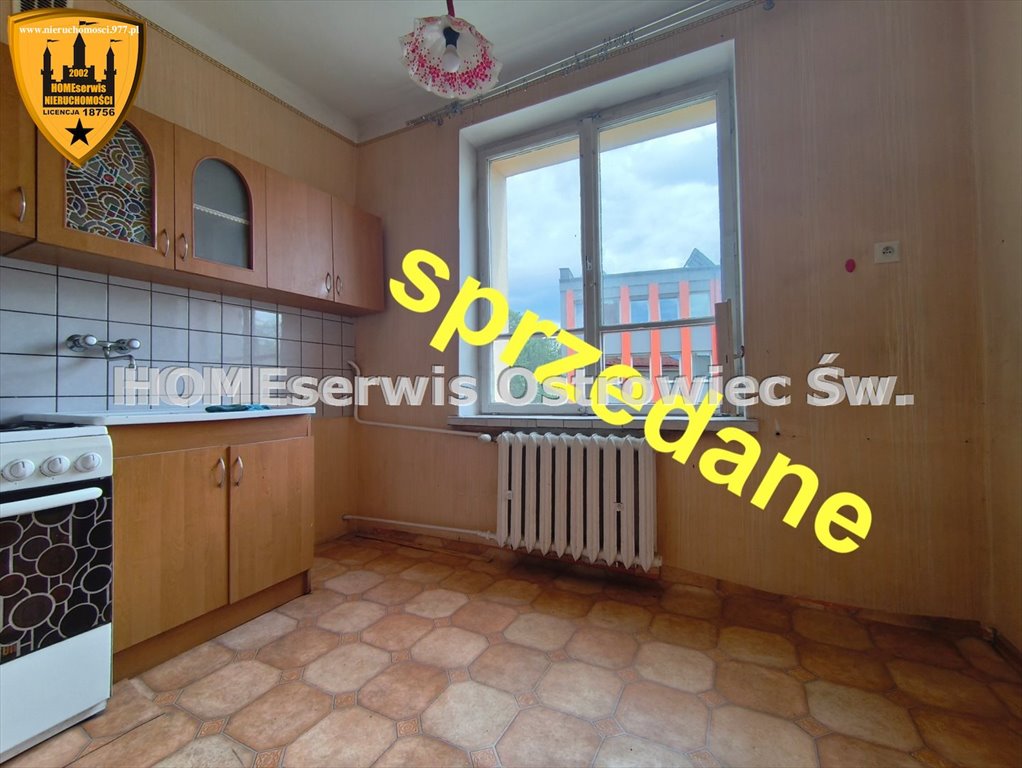 Kawalerka do remontu (33,39 m²) w centrum Ostrowca Świętokrzyskiego Ostrowiec Świętokrzyski, Centrum  35m2 Foto 1