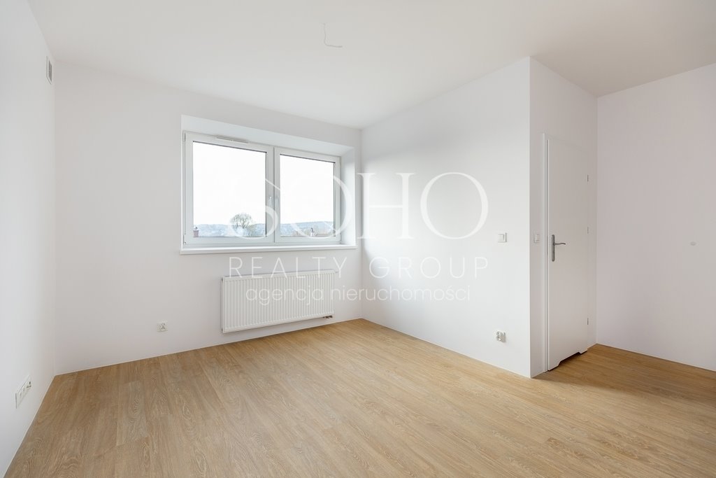 Atrakcyjne 15,6 m2 z aneksem, łazienką i widokiem Brzezie  16m2 Foto 1