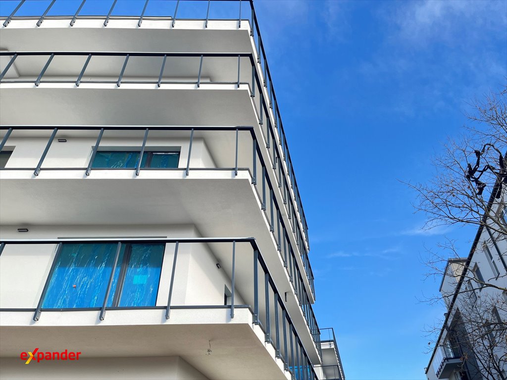 Zapraszam do przestronnego 3-pokojowego mieszkania z dużym balkonem i widokiem Warszawa, Płużnicka  57m2 Foto 1