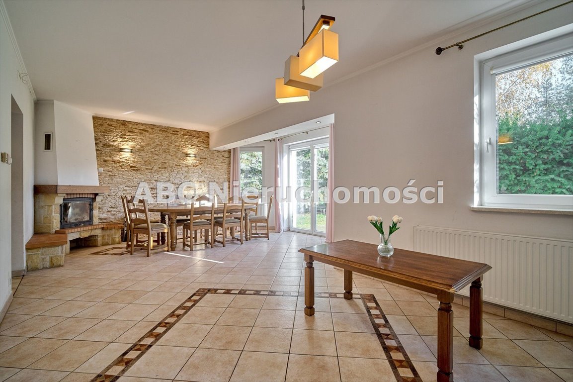 Uroczy dom 143 m² z garażem i dużą działką Budzyń  143m2 Foto 1