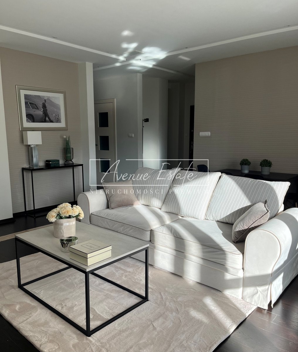 Przestronny apartament 3 pok. z jacuzzi i garażem w Wilanowie: Warszawa Wilanów: Sarmacka