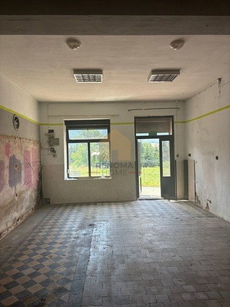 Mieszkanie do remontu z potencjałem i widokiem na góry Ostroszowice  67m2 Foto 1
