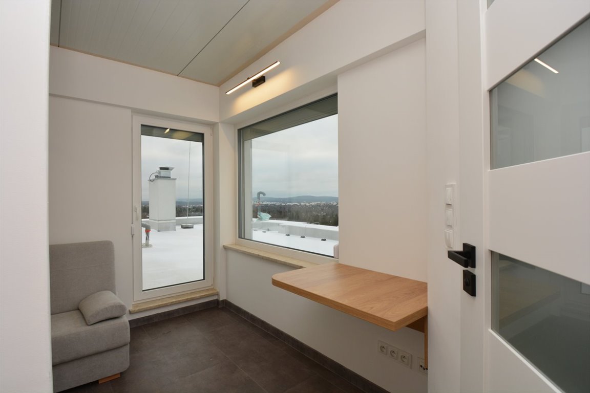 Polecam kawalerkę 15 m² z widokiem na las i Kielce Kielce, Kielce, Na Stoku  15m2 Foto 1