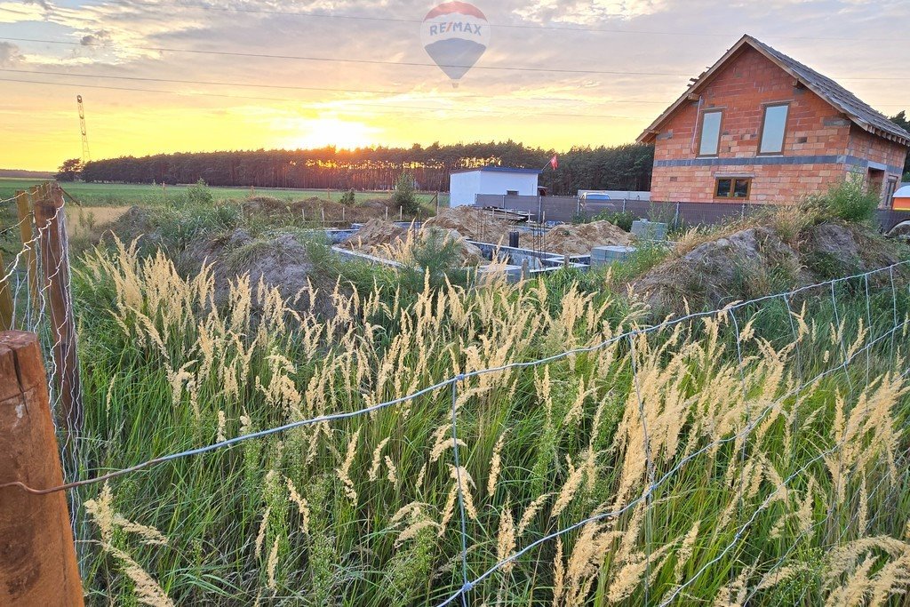 Działka budowlana na sprzedaż Zaniemyśl, Topolowa  567m2 Foto 7