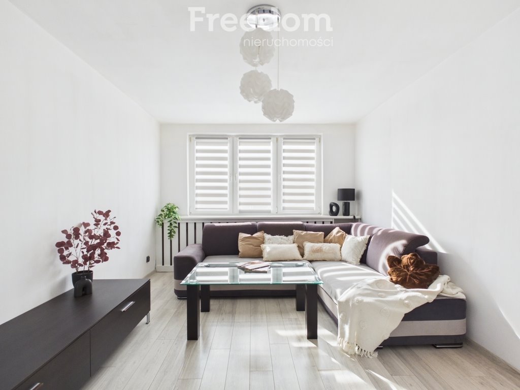 Na sprzedaż przestronne mieszkanie 55,5 m² z garażem i piwnicą Gracze, Bazaltowa  56m2 Foto 1