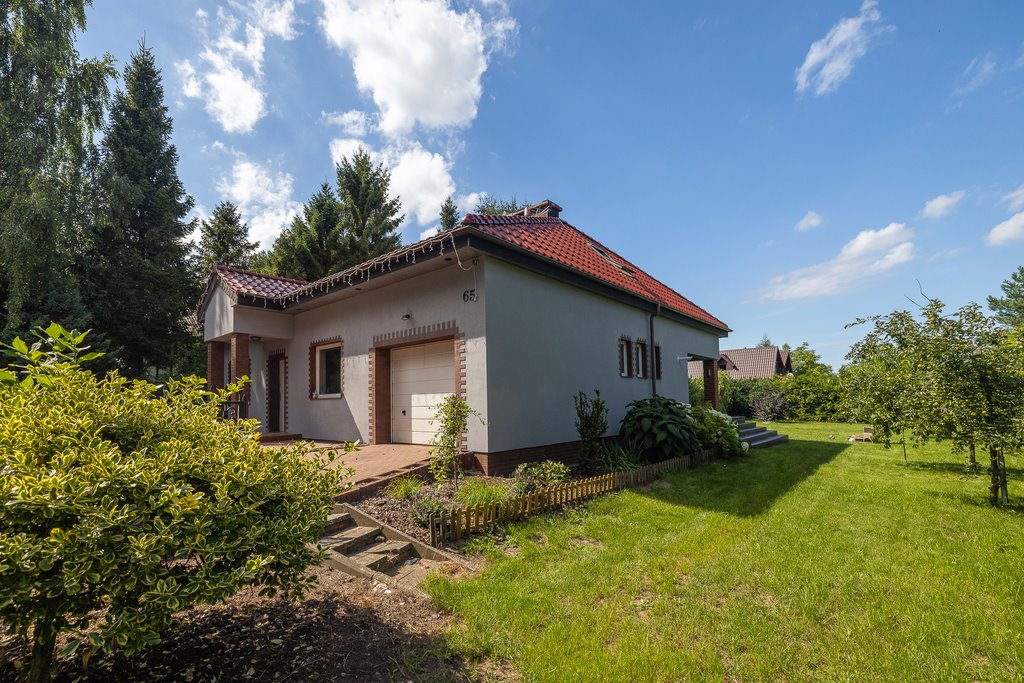 Dom 188 m² z dużym ogrodem nad Jeziorem Żarnowieckim polecam Nadole, Osiedle na Stoku  188m2 Foto 1