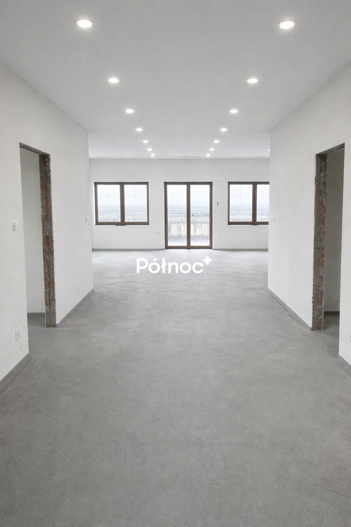 Lokal użytkowy 200 m² w Goszczanowie - idealny na usługi i biura Goszczanów, Kaliska  200m2 Foto 1