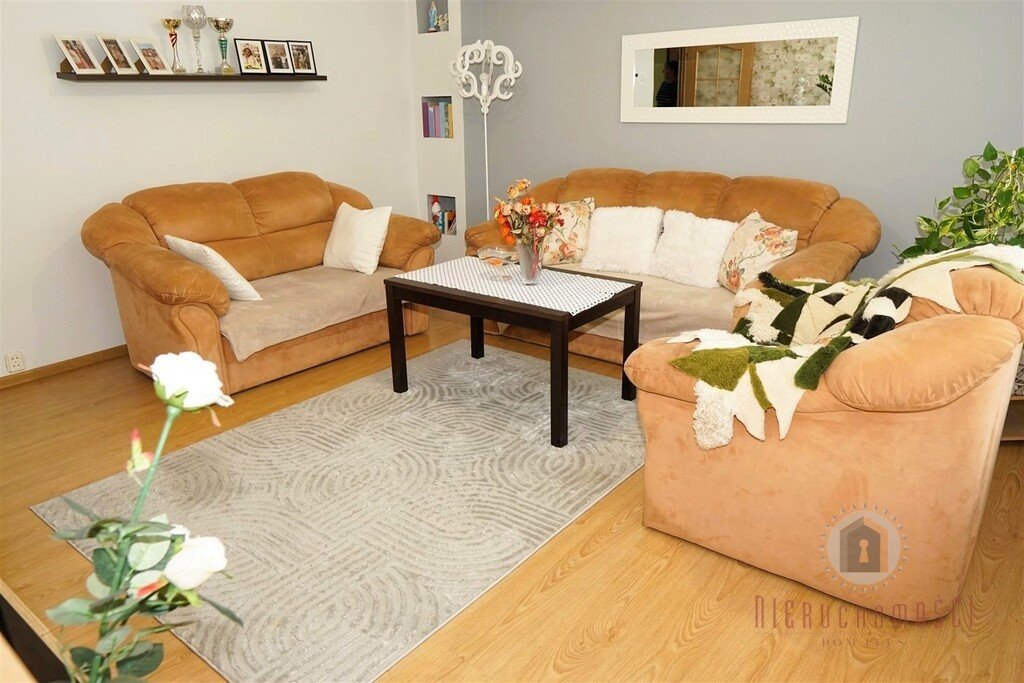 Na sprzedaż przestronne 3-pokojowe mieszkanie 59,54 m² w Gorzowie Gorzów Wielkopolski, Os. Staszica  60m2 Foto 1