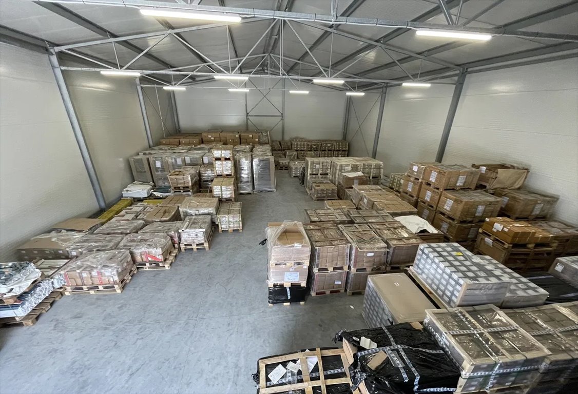 Magazyn 375 m² z rampą, alarmem i monitoringiem Mroków, Mroków  375m2 Foto 1