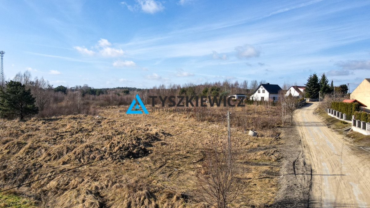 Działka z warunkami zabudowy, media, spokojna okolica Zblewo  3 000m2 Foto 1