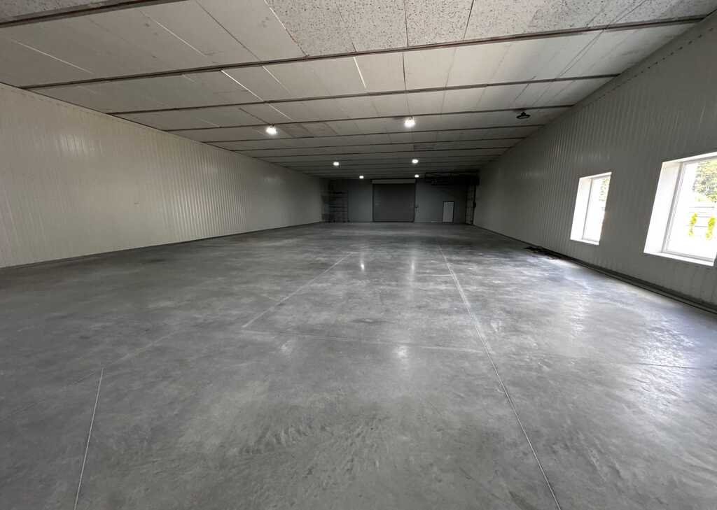 Nowoczesna hala magazynowo-produkcyjna 630 m² z suwnicą Dobra  630m2 Foto 1