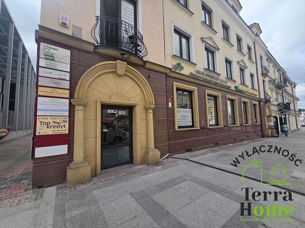 Wynajem lokalu 83m2 z dużym oknem i bezpośrednim wejściem Kielce, Centrum, Głowackiego  84m2 Foto 1