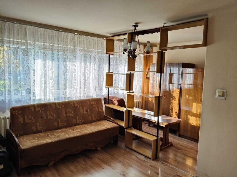 Jasne, ustawne mieszkanie 34 m2 z możliwością remontu Dąbrowa Górnicza, Królowej Jadwigi  34m2 Foto 1
