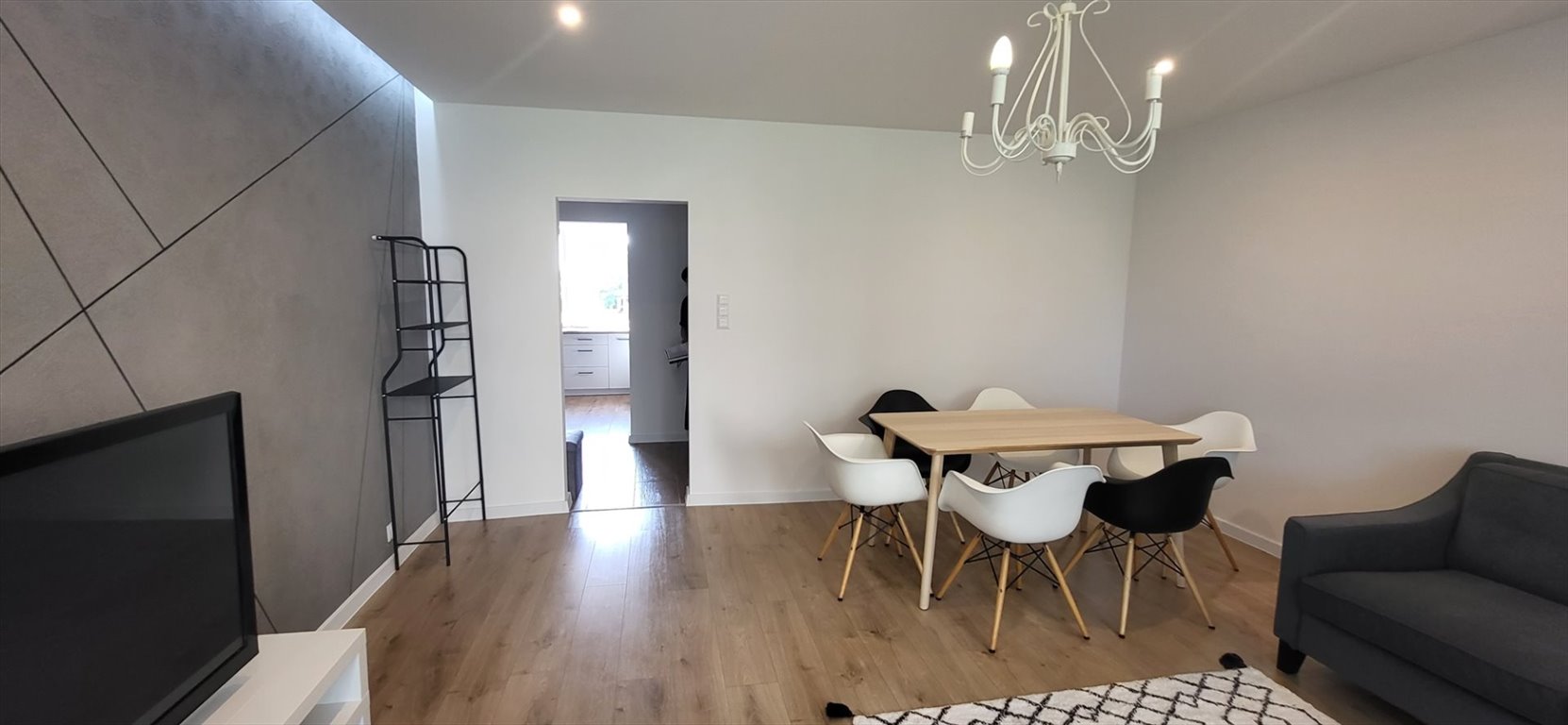 Polecam 75 m² mieszkanie 4 pok. w Zduńskiej Woli Zduńska Wola, Osmolin  75m2 Foto 1